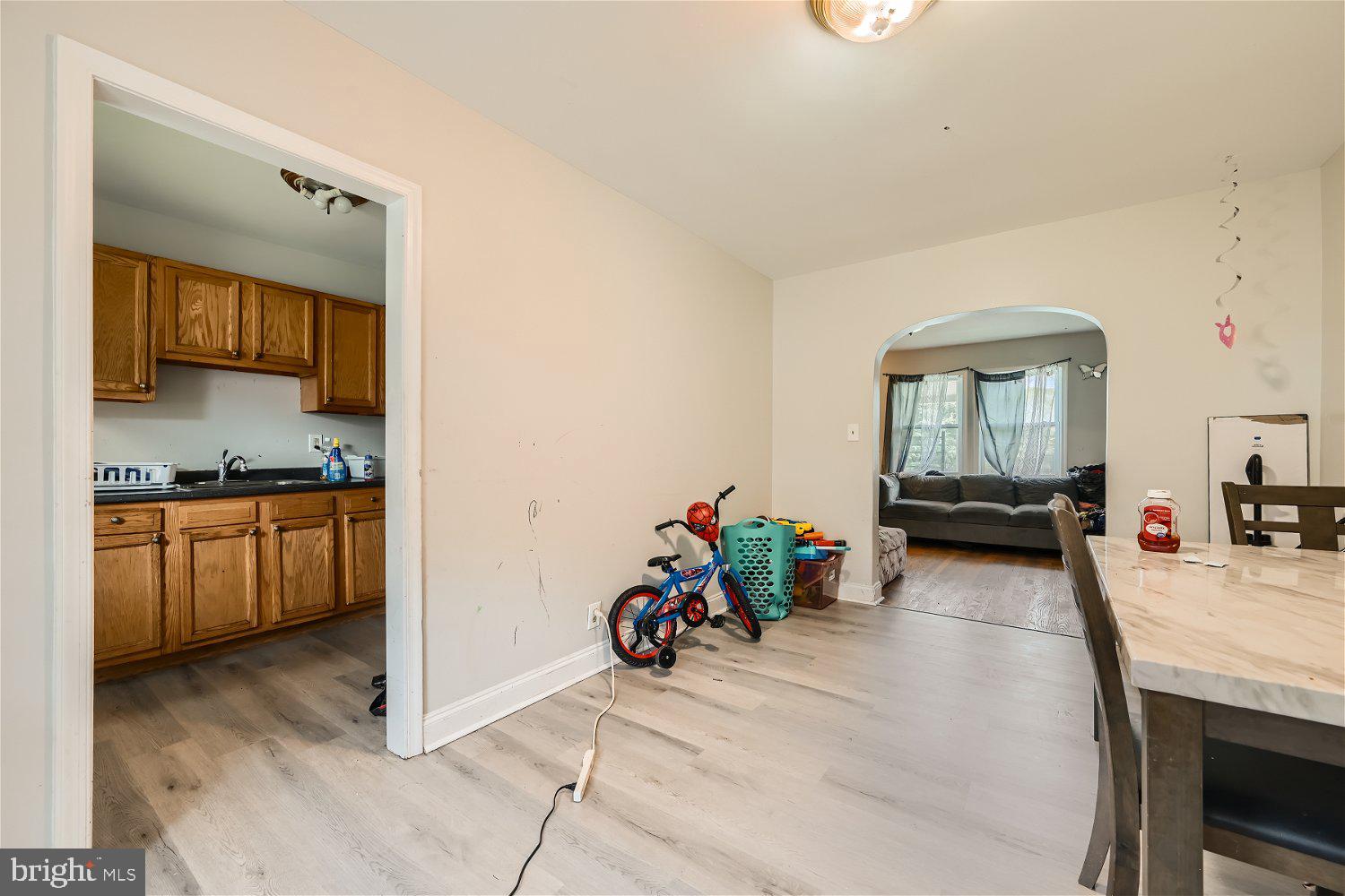 CALVERTON HEIGHTS - Residential