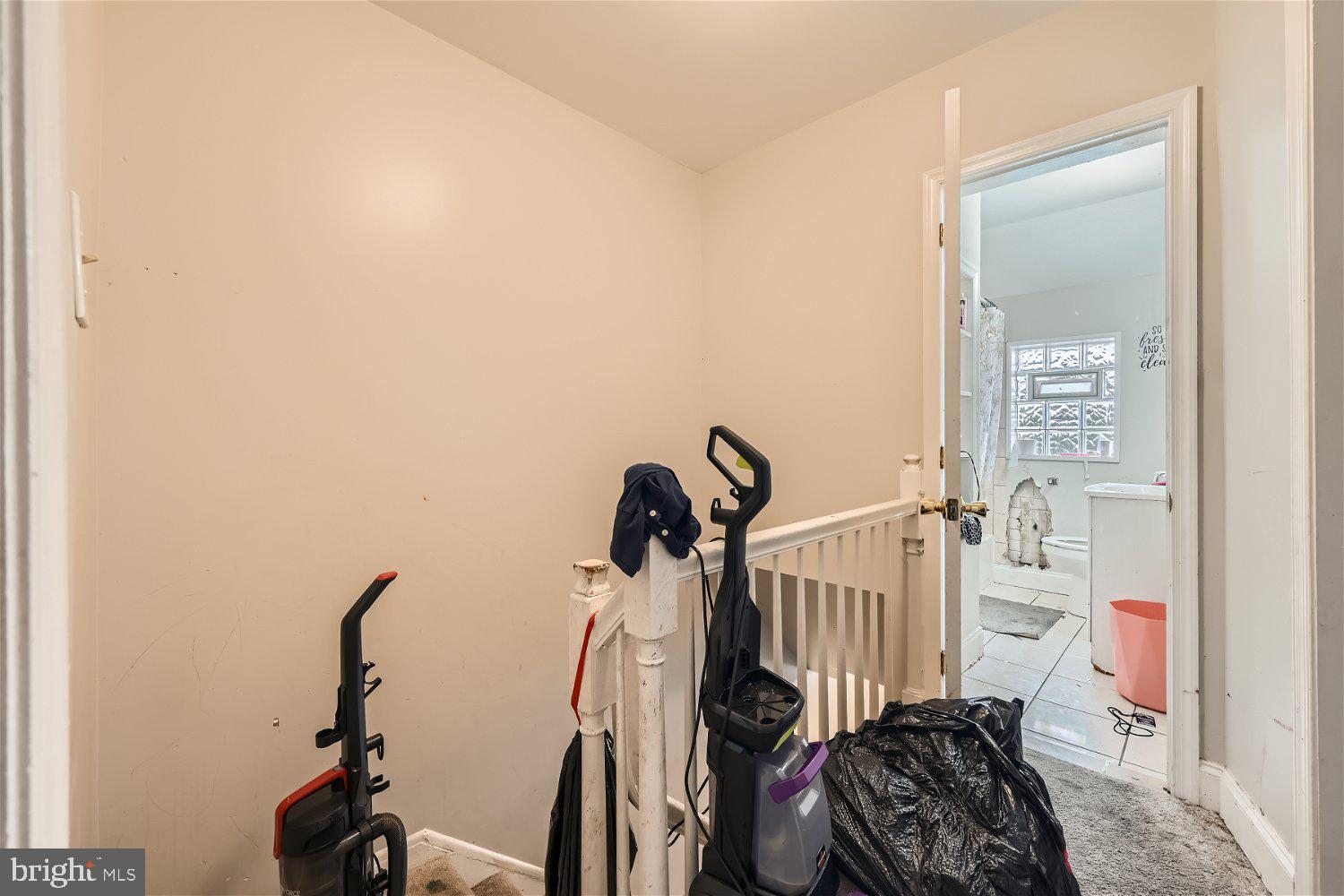 CALVERTON HEIGHTS - Residential