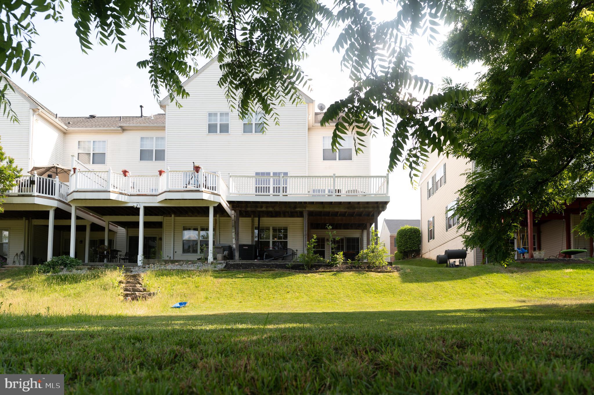 WAVERLY WOODS - Residential