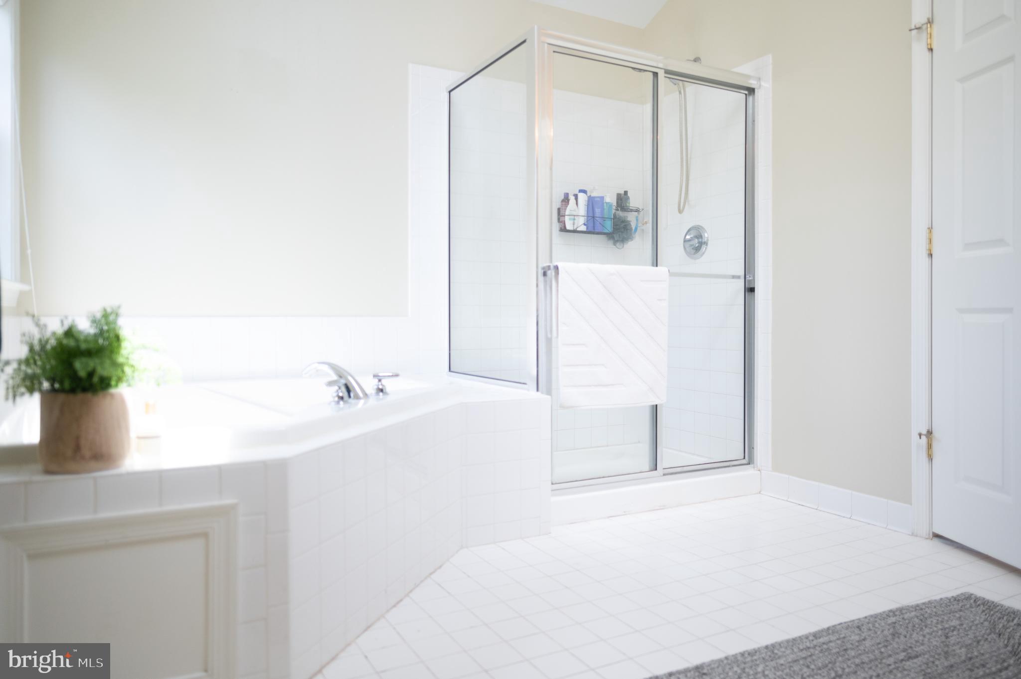 WAVERLY WOODS - Residential