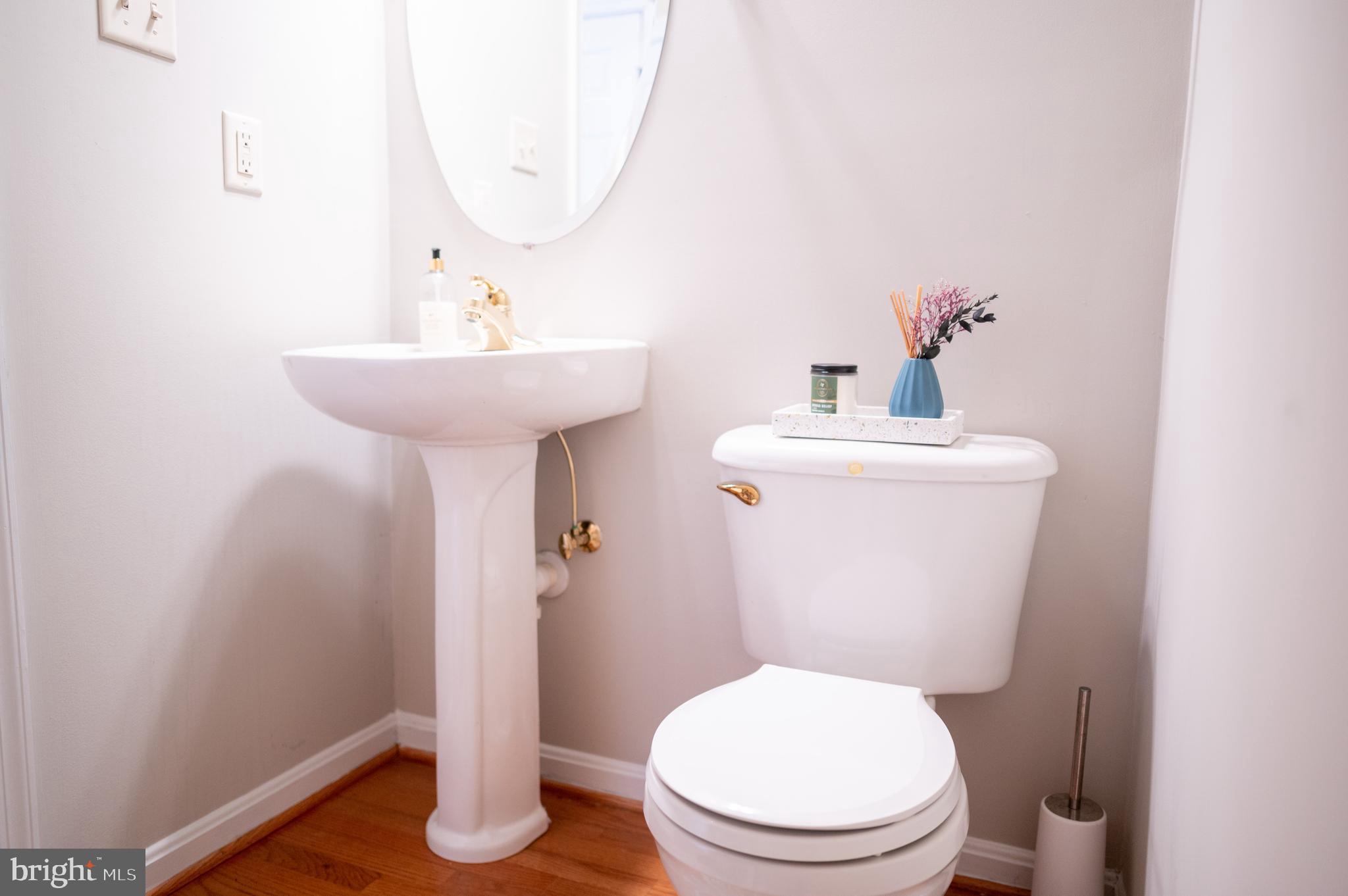 WAVERLY WOODS - Residential