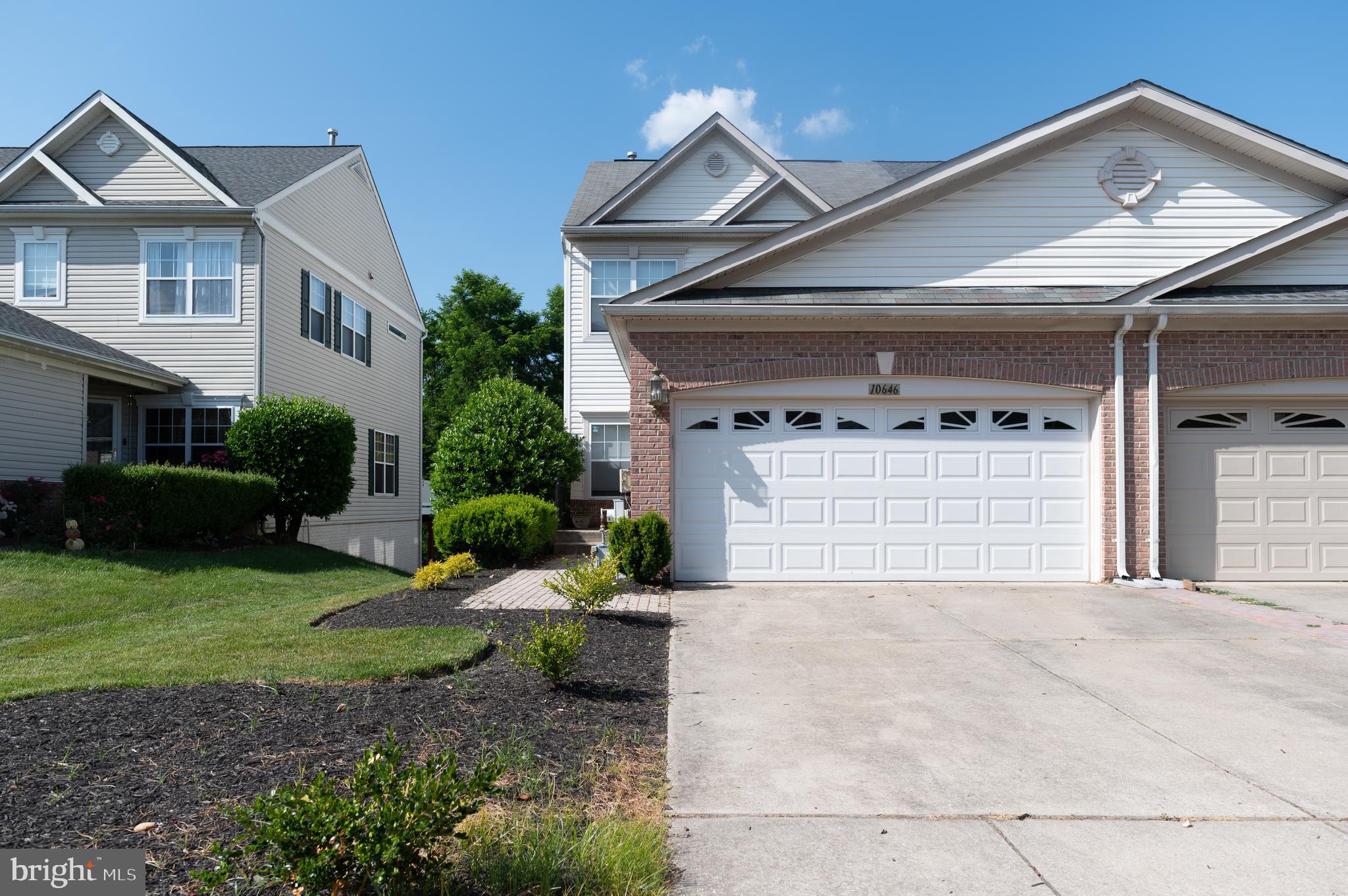 WAVERLY WOODS - Residential