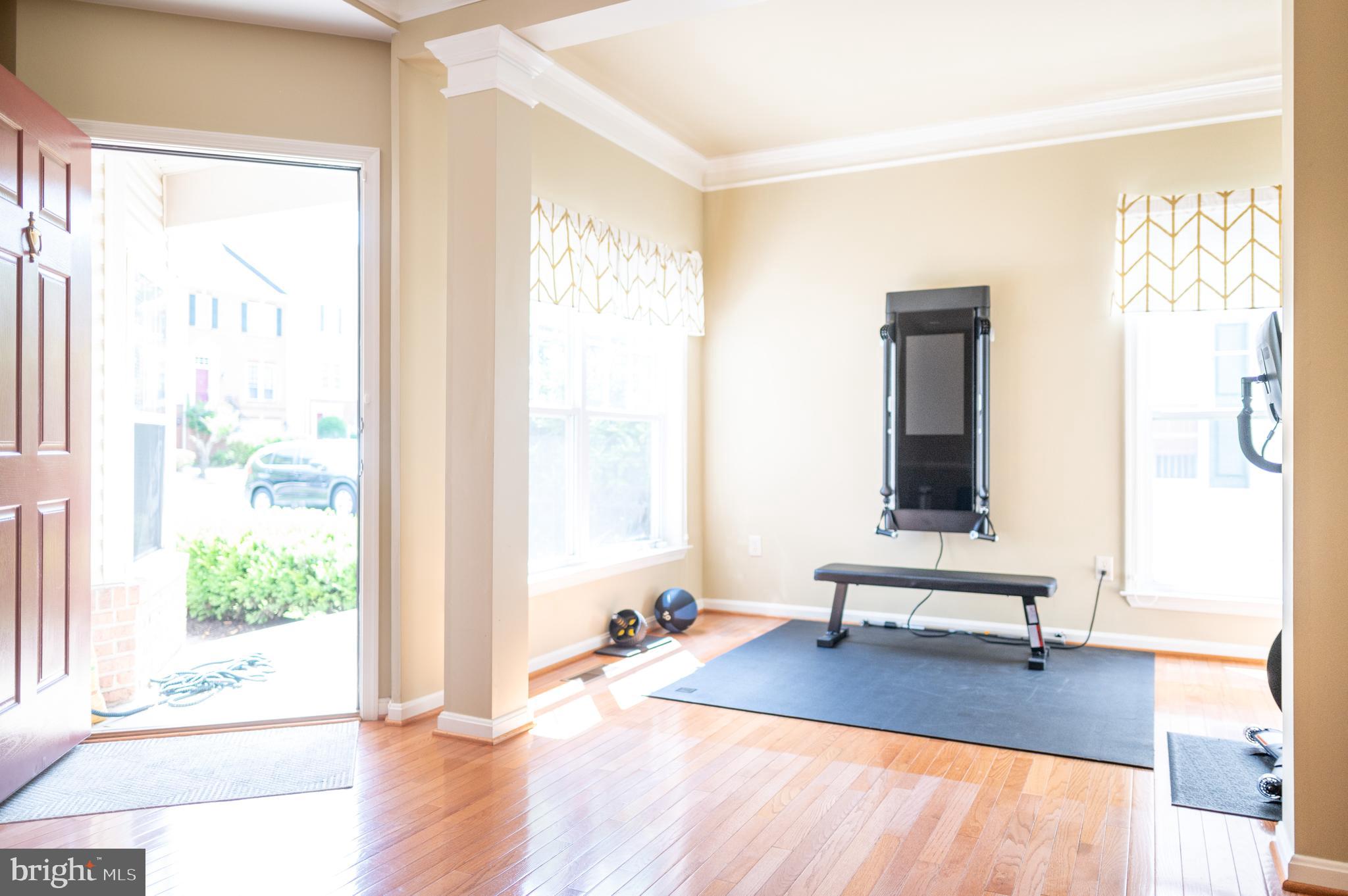 WAVERLY WOODS - Residential