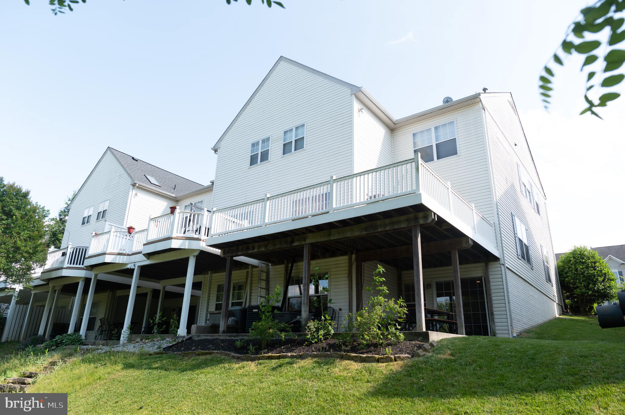 WAVERLY WOODS - Residential