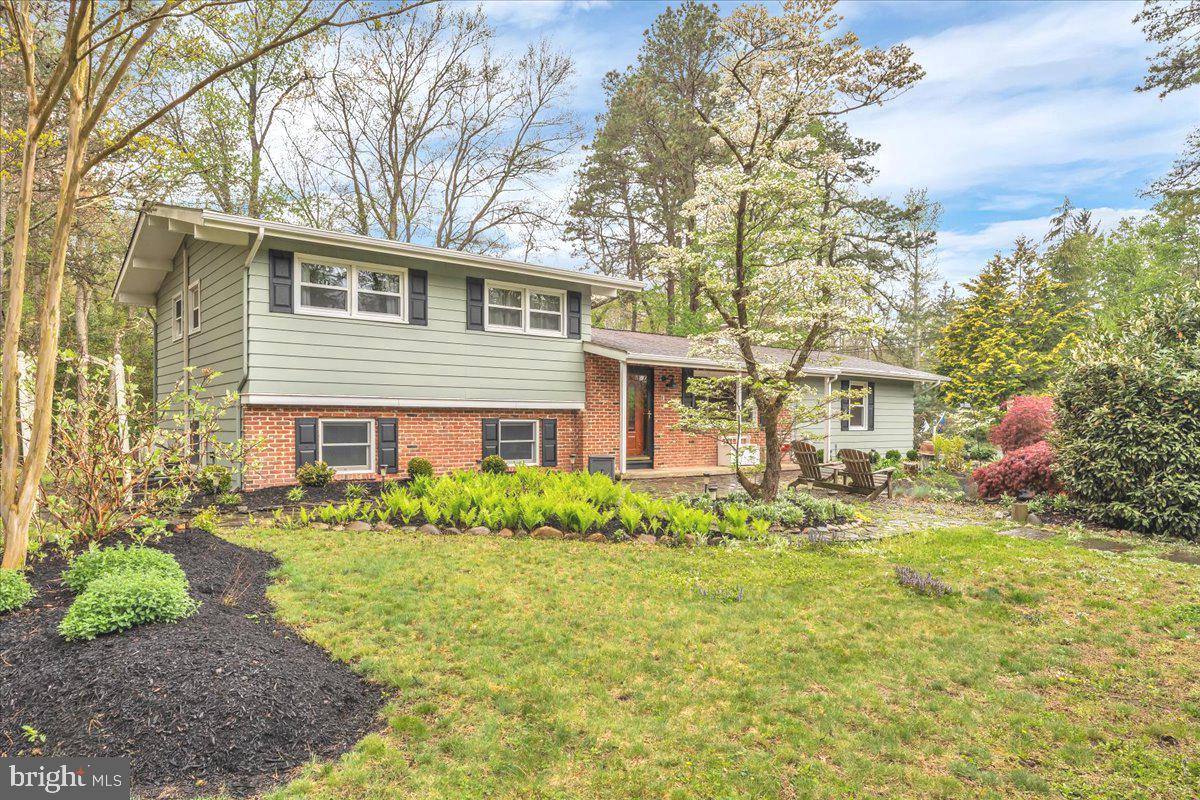 2 PIN OAK TRAIL
