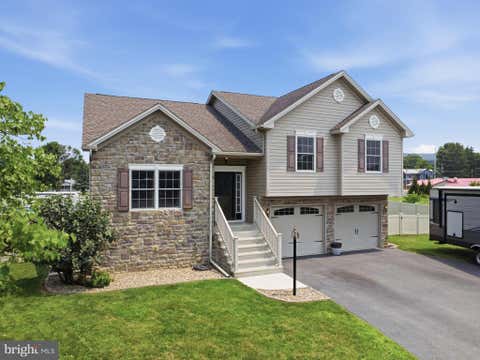 Homes For Sale - 20 Colton Drive<br/> Cumberland County, SHIPPENSBURG, PA 17257