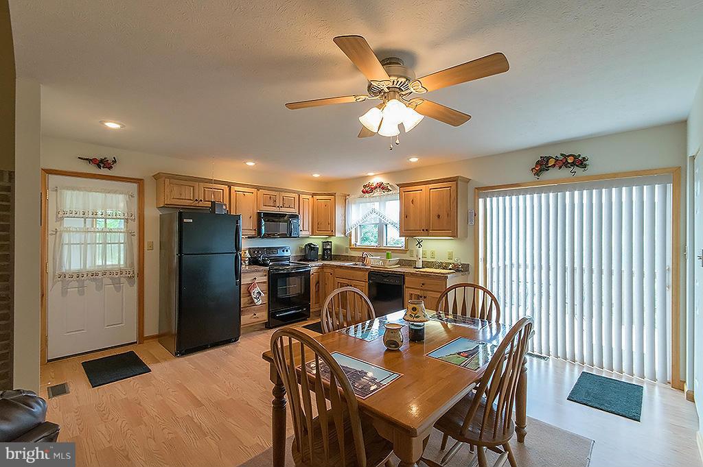 RIVER BEND - Residential