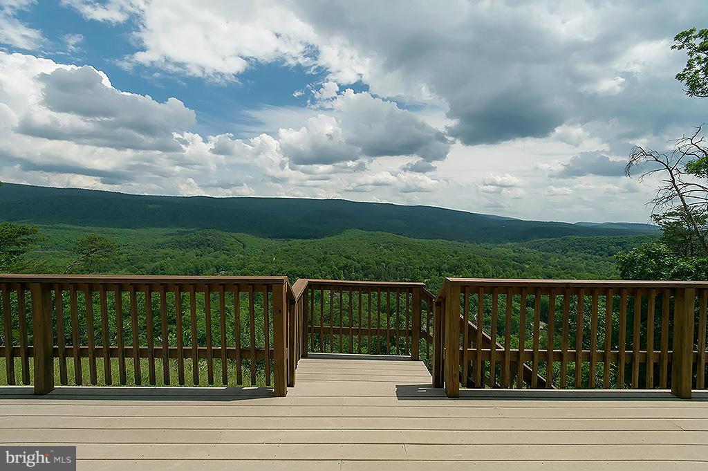 RIVER BEND - Residential