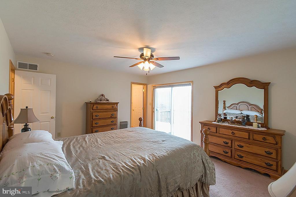 RIVER BEND - Residential