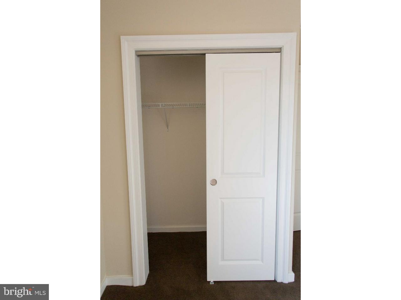 SOCIETY HILL - Residential Lease