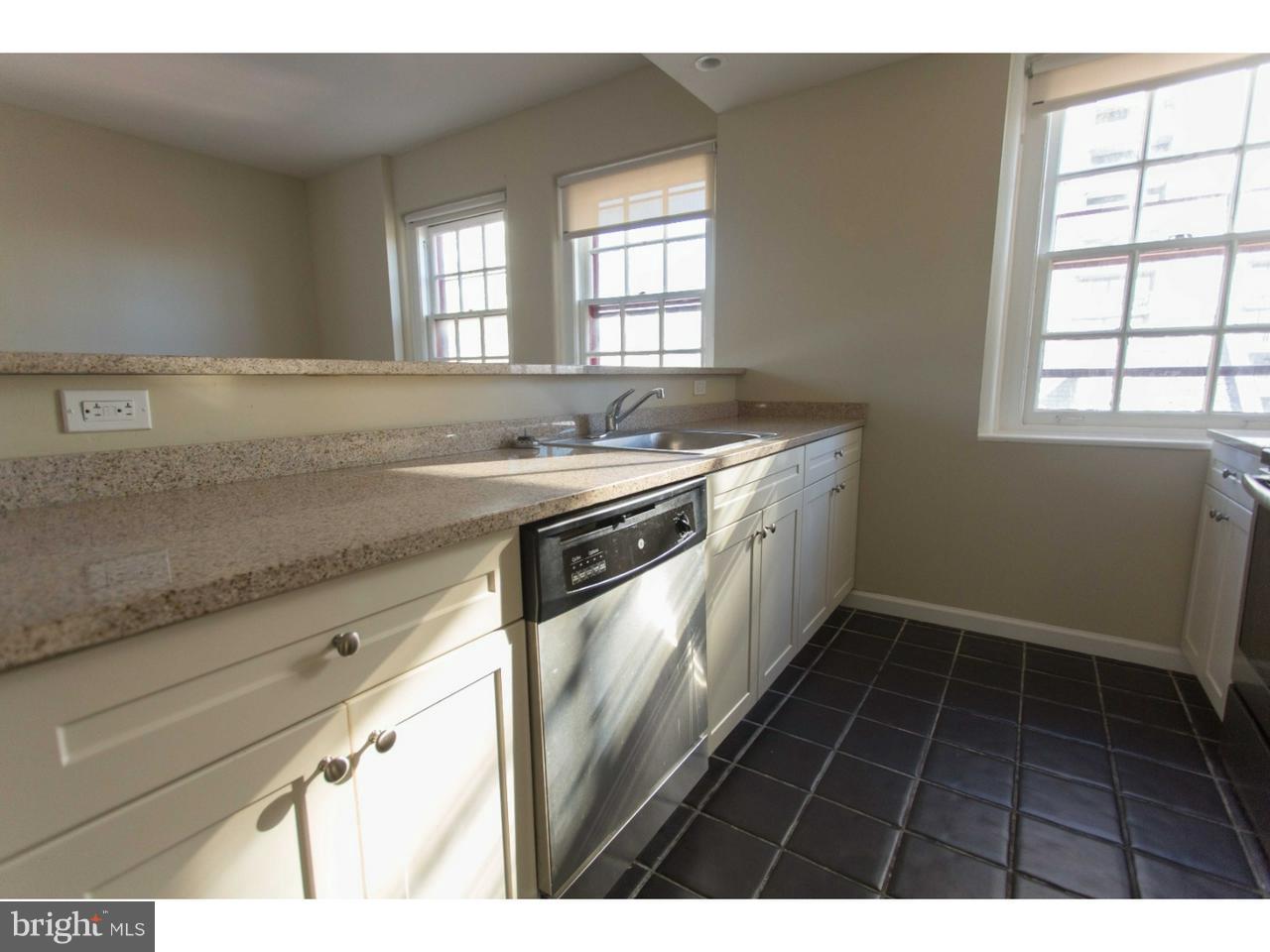 SOCIETY HILL - Residential Lease