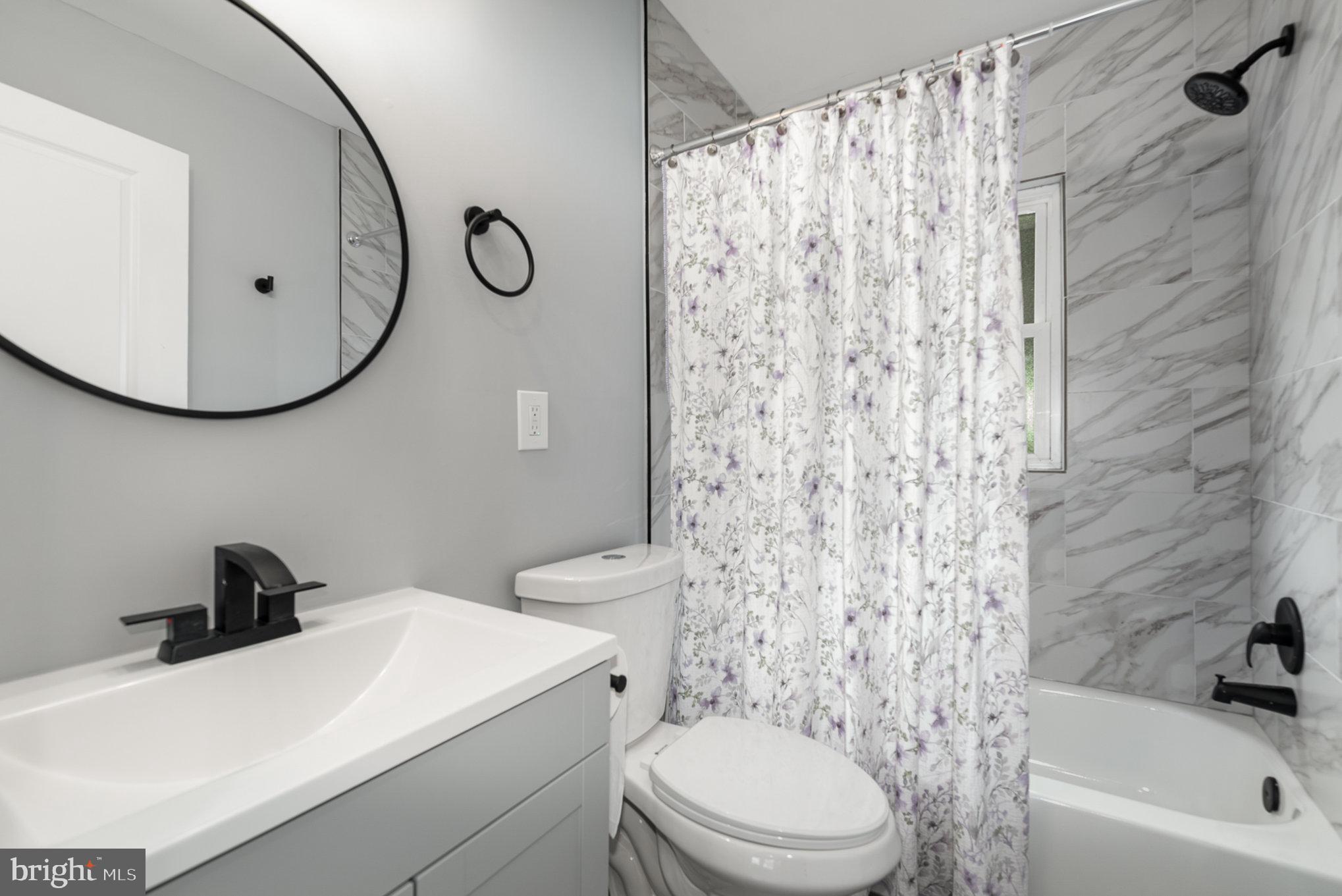 ABERDEEN HILLS - Residential