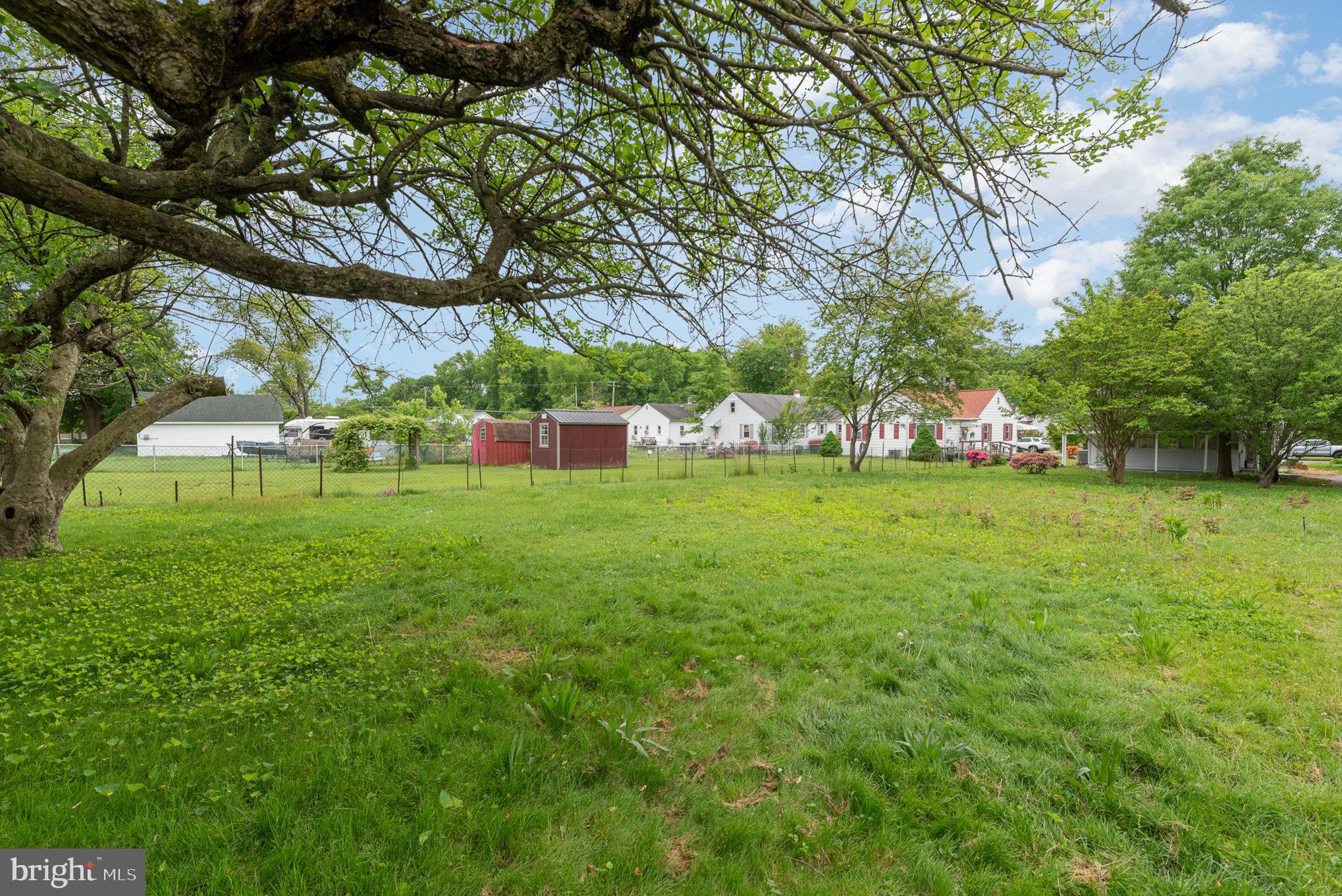 ABERDEEN HILLS - Residential