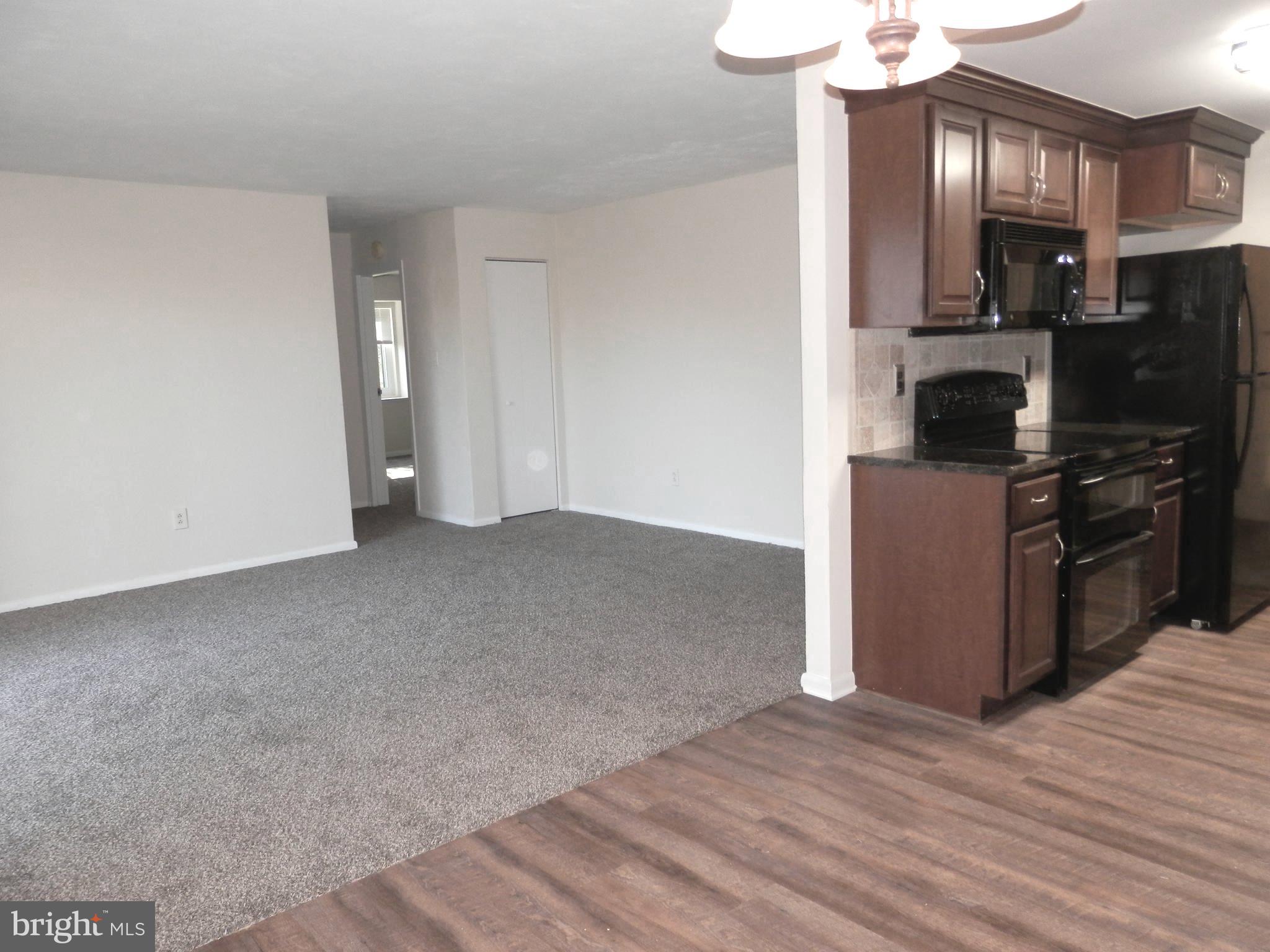FOX VALLEY - Residential