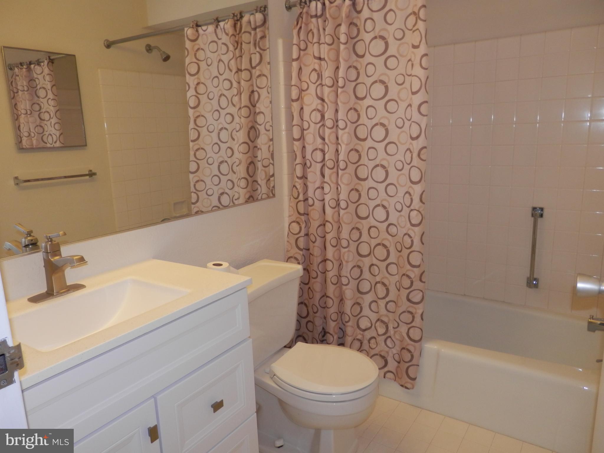 FOX VALLEY - Residential