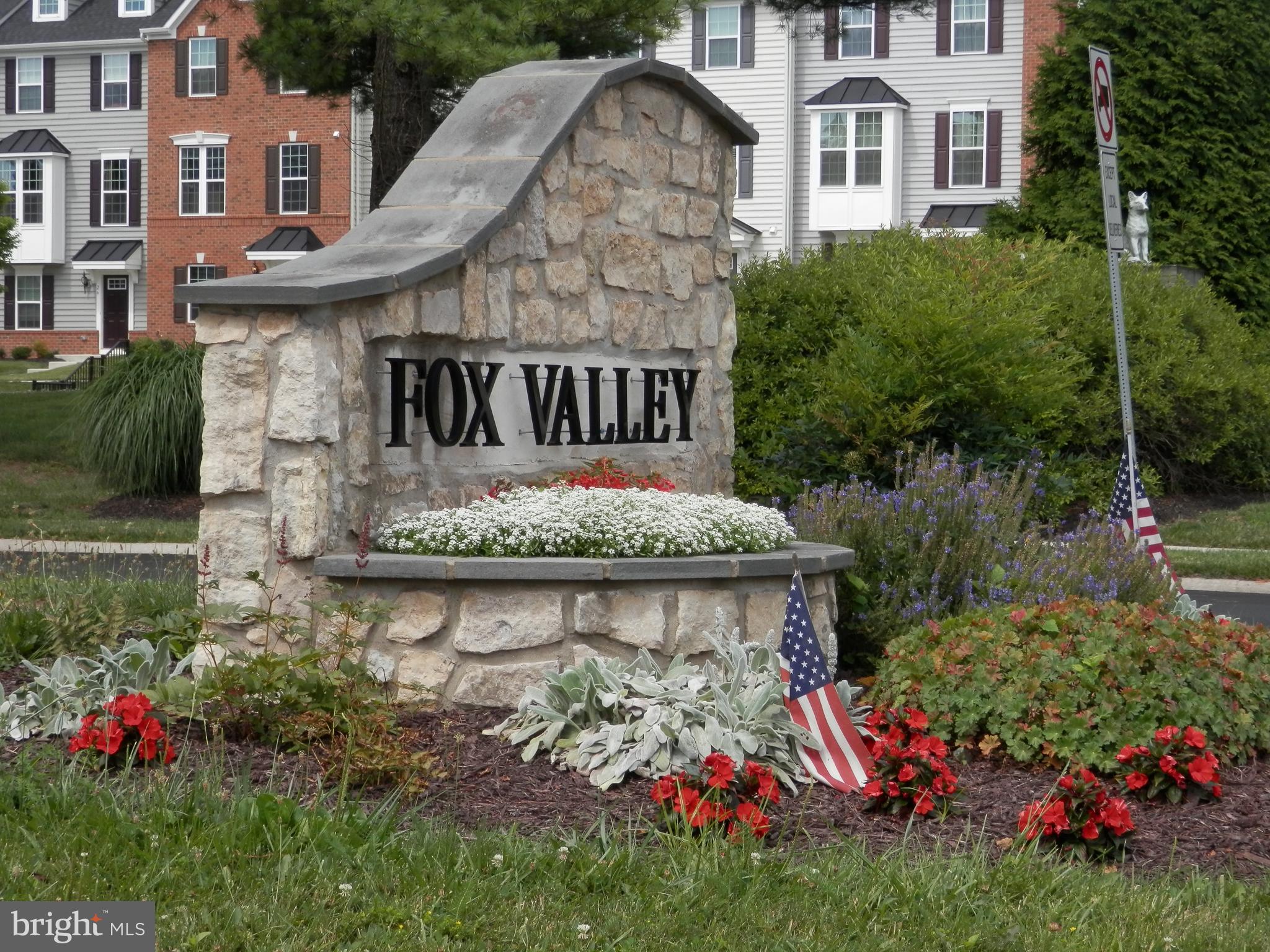 FOX VALLEY - Residential