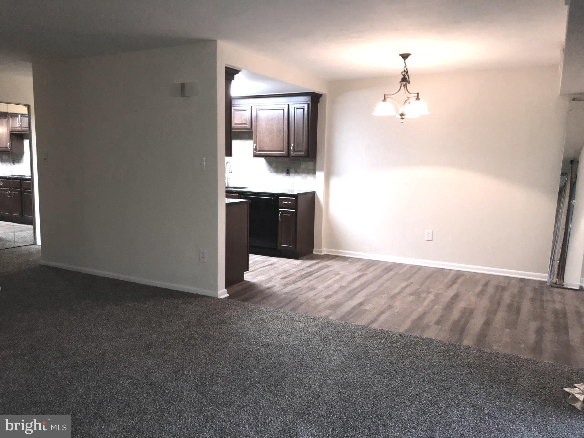 FOX VALLEY - Residential