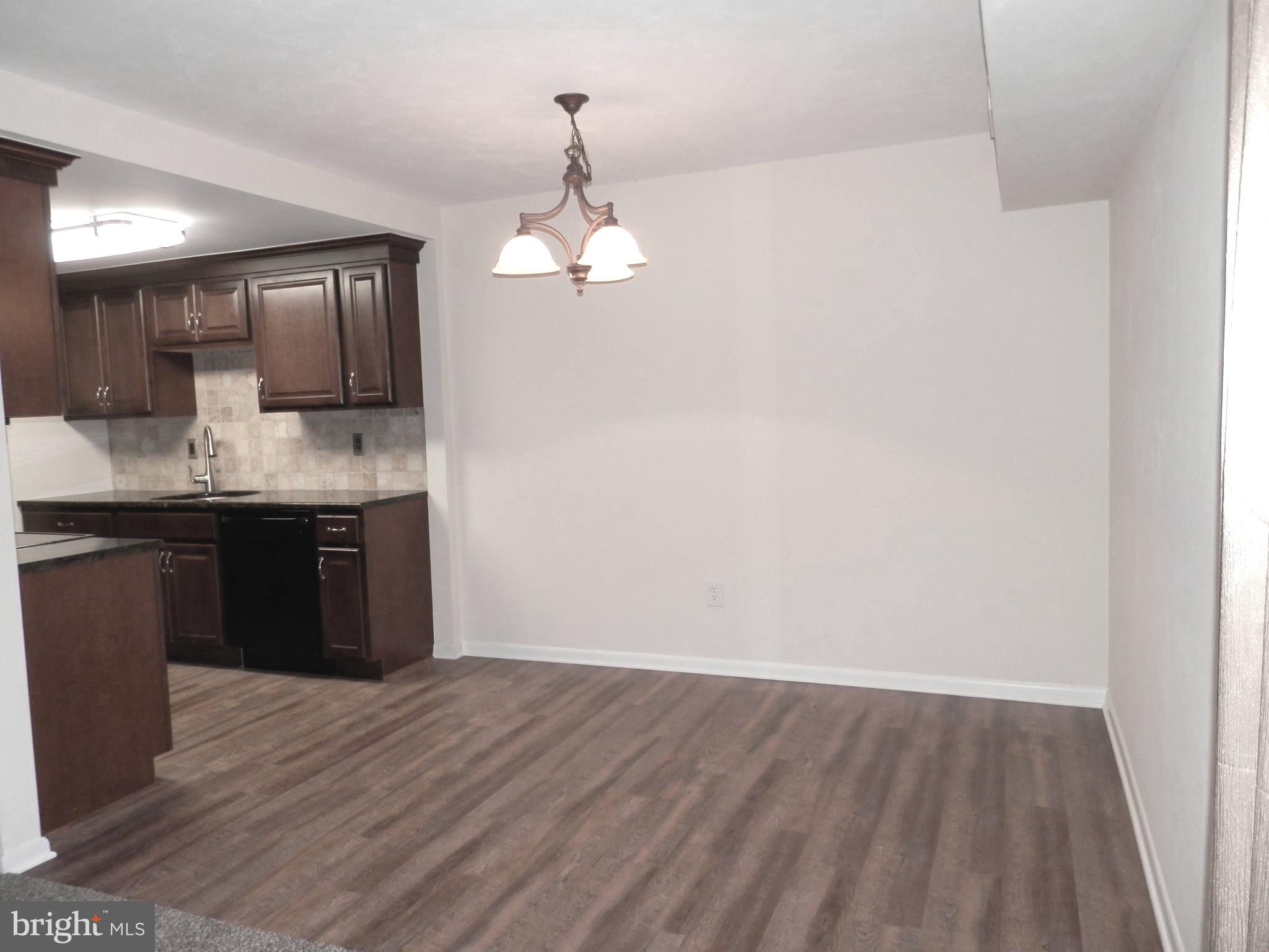 FOX VALLEY - Residential