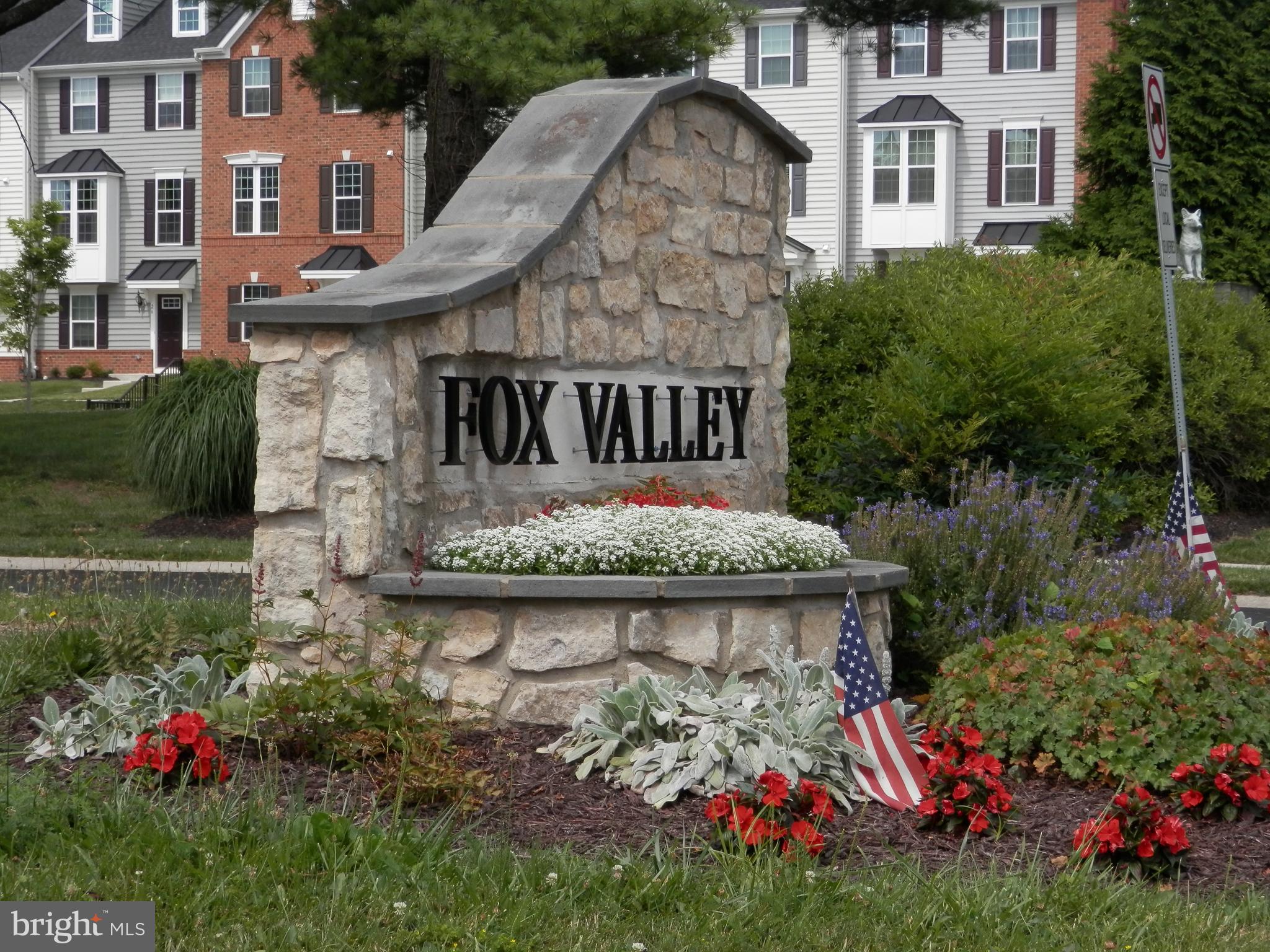 FOX VALLEY - Residential