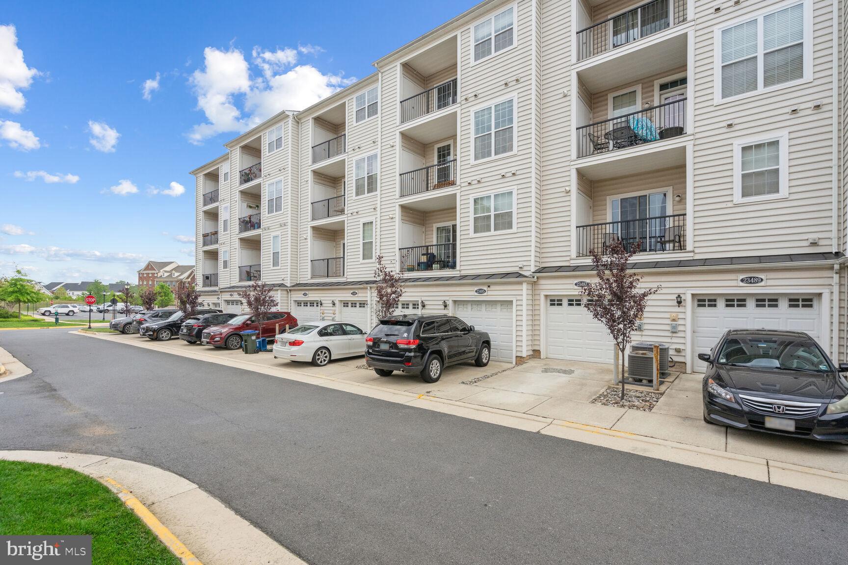 BUCKINGHAM AT LOUDOUN VALLEY - Residential