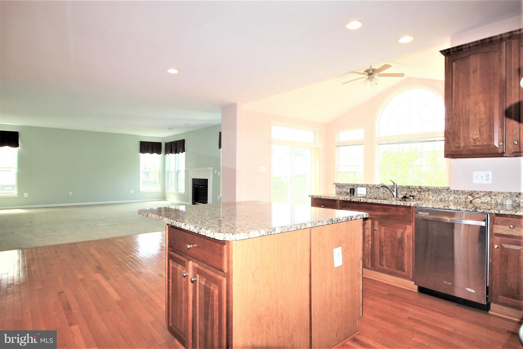 GALYN MANOR - Residential