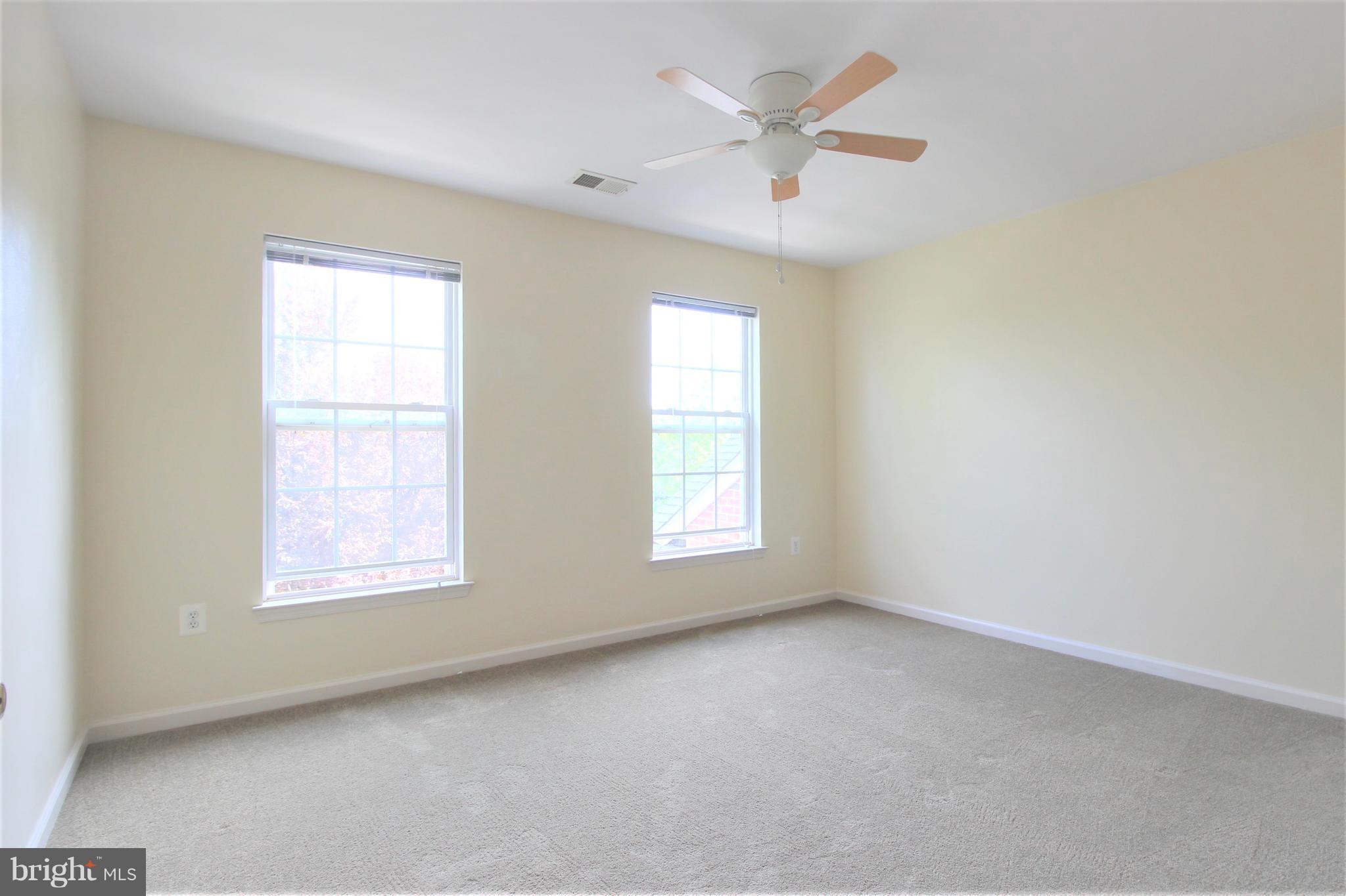 GALYN MANOR - Residential