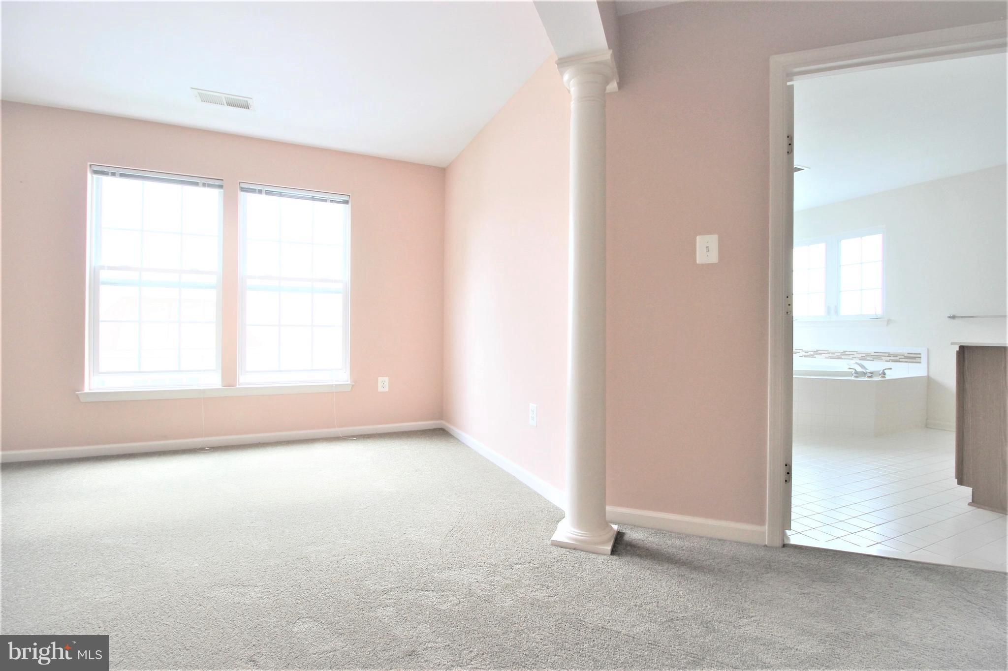 GALYN MANOR - Residential