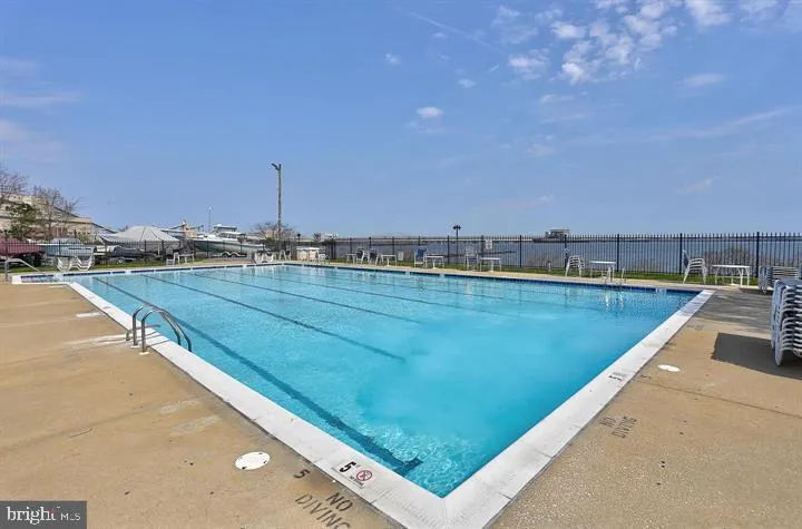 Stoney Beach, Maryland 21226, United States, 3 Bedrooms Bedrooms, ,4 BathroomsBathrooms,Residential,Pending,76468