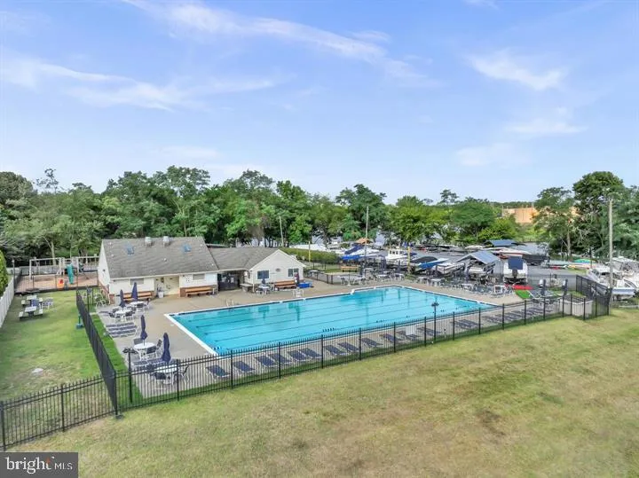 Stoney Beach, Maryland 21226, United States, 3 Bedrooms Bedrooms, ,4 BathroomsBathrooms,Residential,Pending,76468