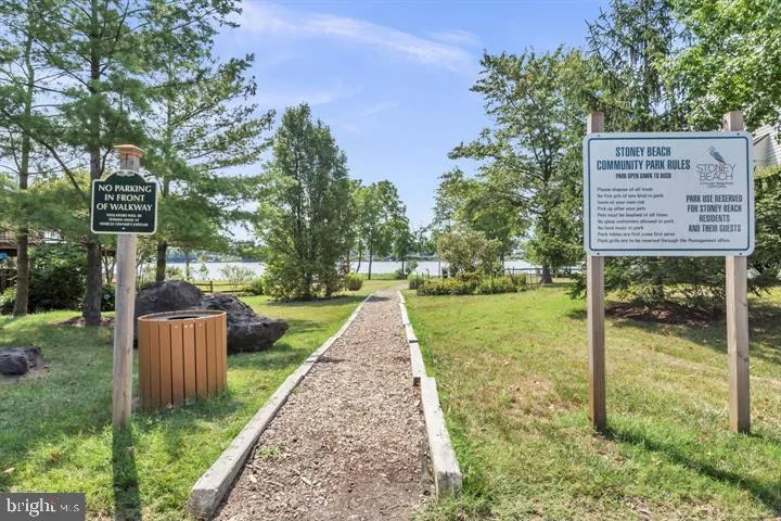 Stoney Beach, Maryland 21226, United States, 3 Bedrooms Bedrooms, ,4 BathroomsBathrooms,Residential,Pending,76468