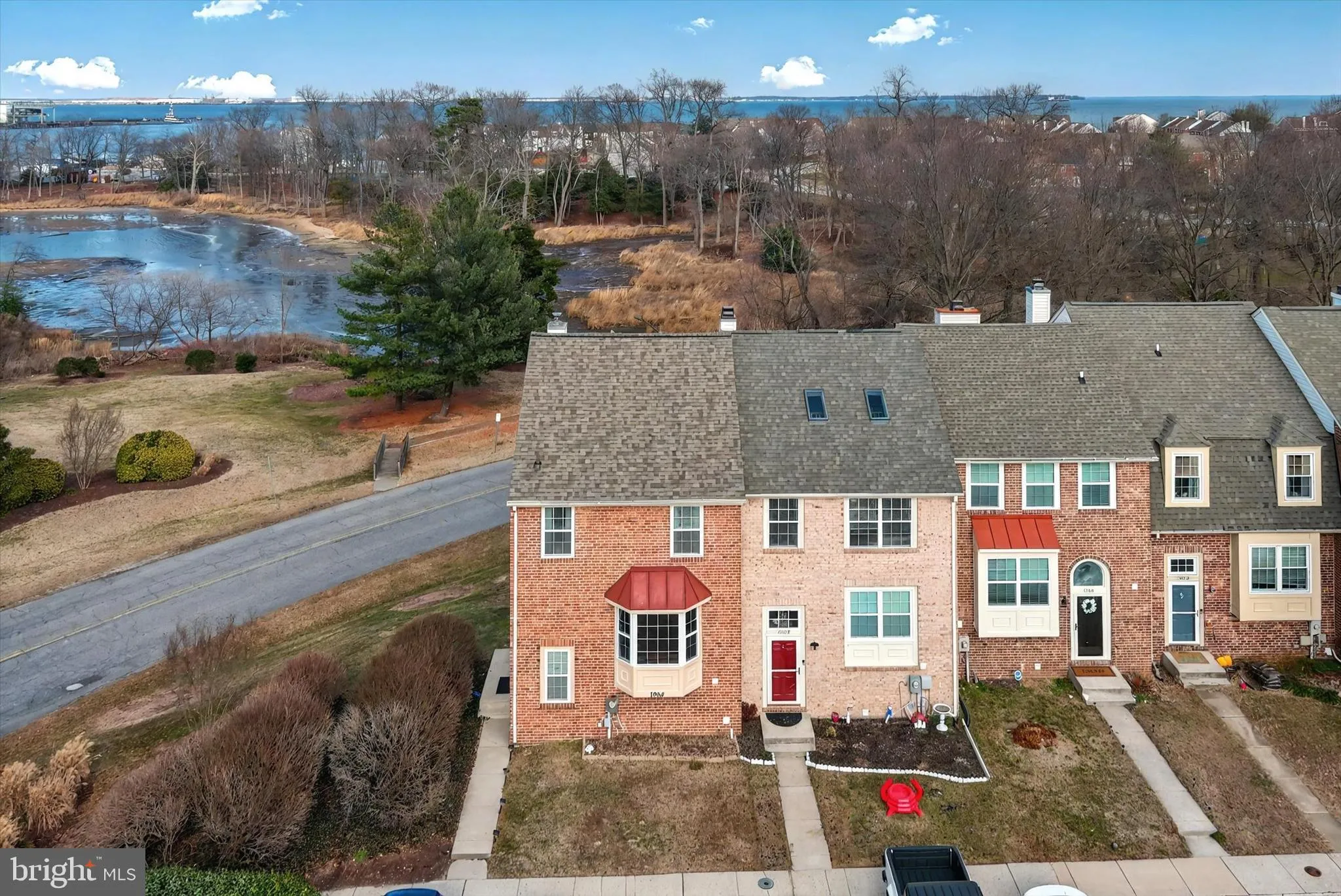 Stoney Beach, Maryland 21226, United States, 3 Bedrooms Bedrooms, ,4 BathroomsBathrooms,Residential,Pending,76468