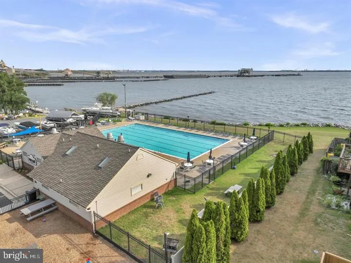 Stoney Beach, Maryland 21226, United States, 3 Bedrooms Bedrooms, ,4 BathroomsBathrooms,Residential,Pending,76468