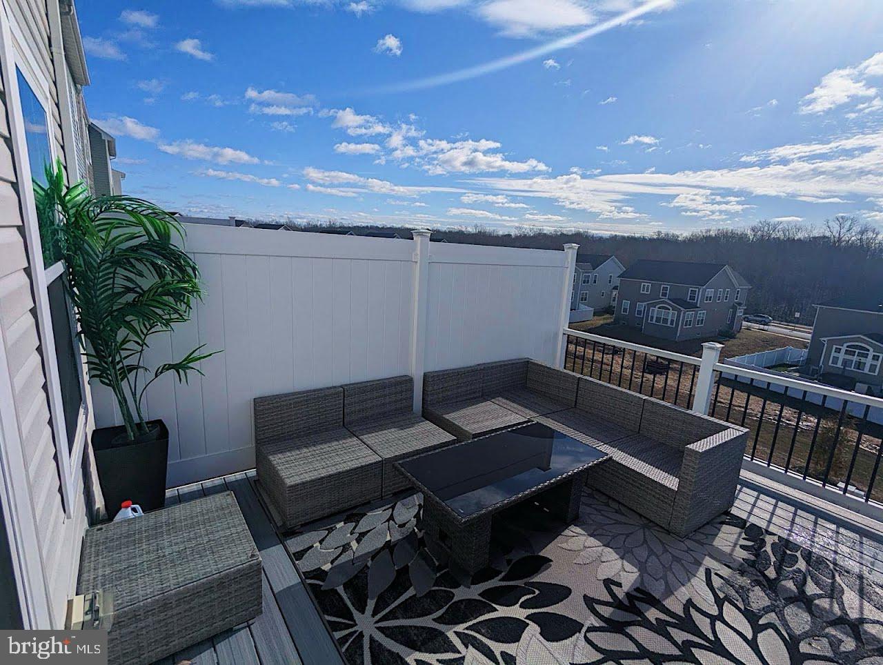 STONEHAVEN - Residential Lease