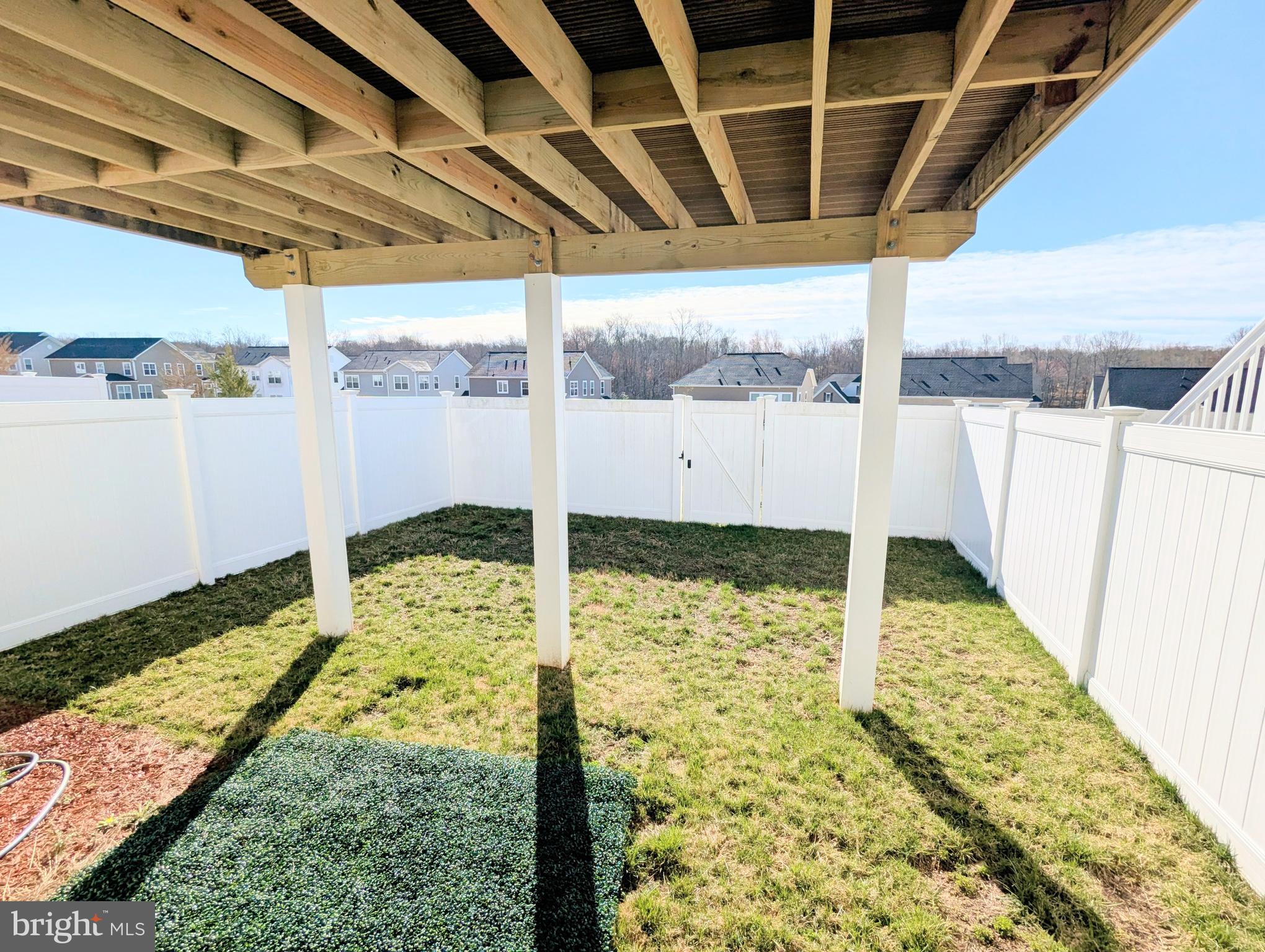 STONEHAVEN - Residential Lease