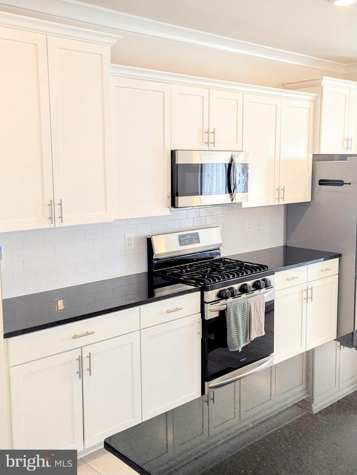 STONEHAVEN - Residential Lease