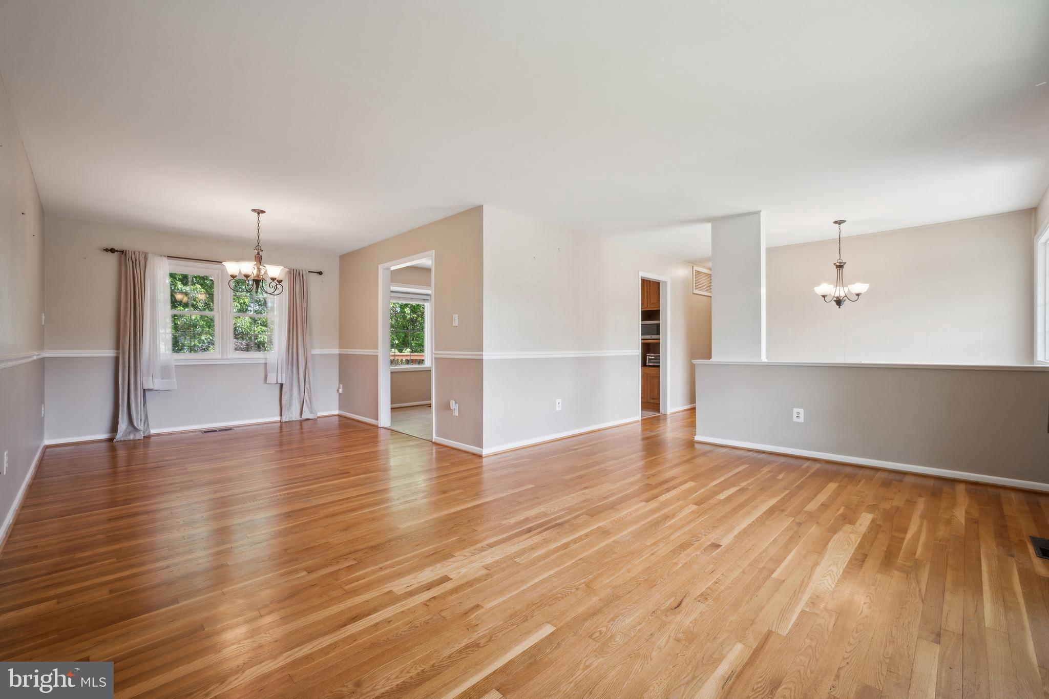 8818 OLYMPIA FIELDS LANE