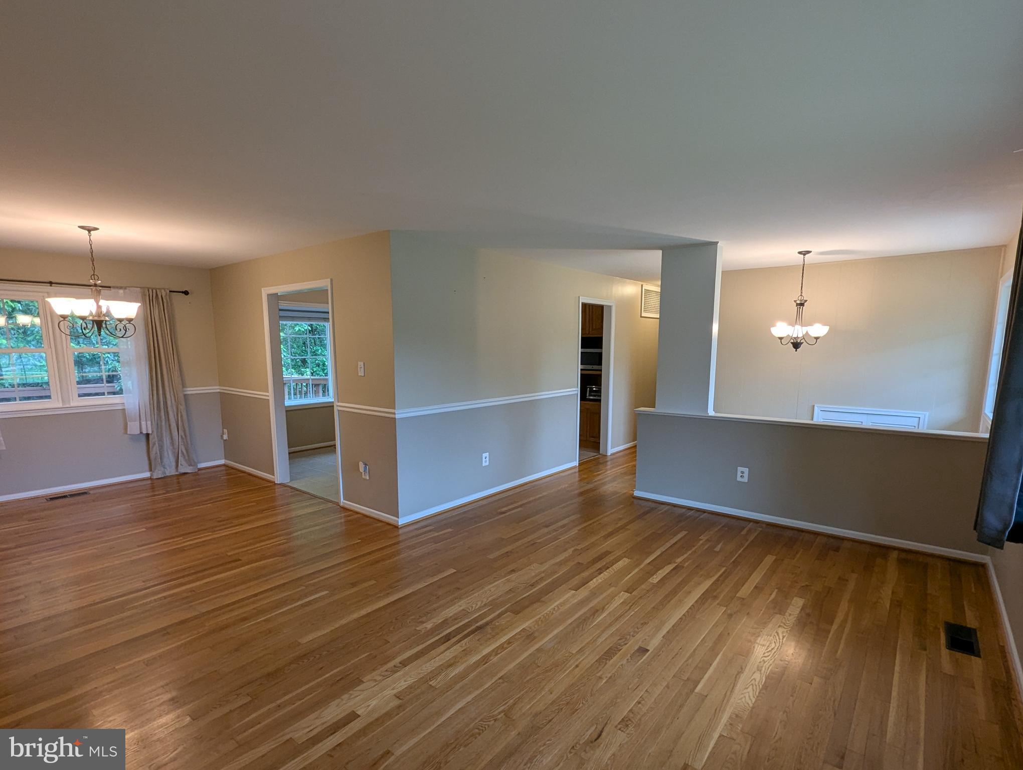 8818 OLYMPIA FIELDS LANE
