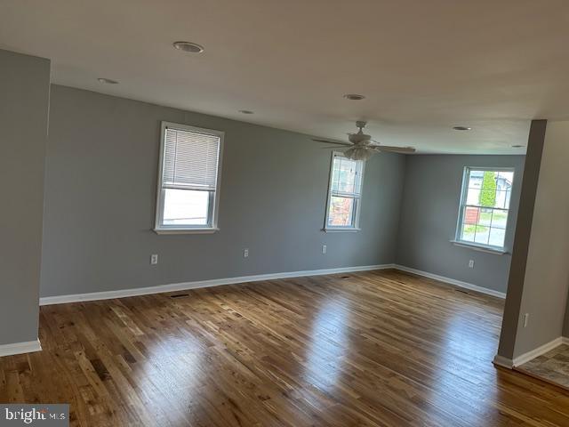 5703 HAMILTON