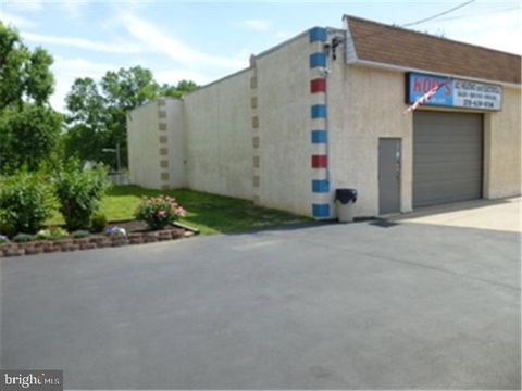 829 BRISTOL PIKE BENSALEM PA 19020