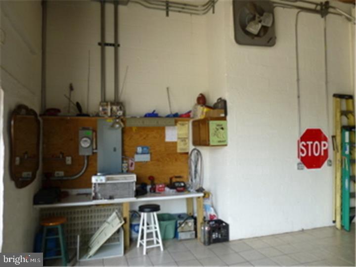 ANDALUSIA - Commercial Sale