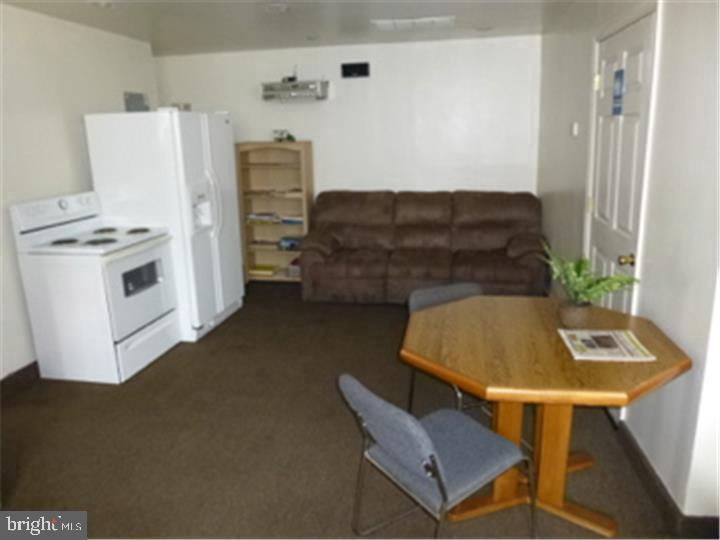 ANDALUSIA - Commercial Sale