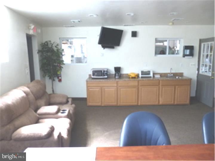 ANDALUSIA - Commercial Sale