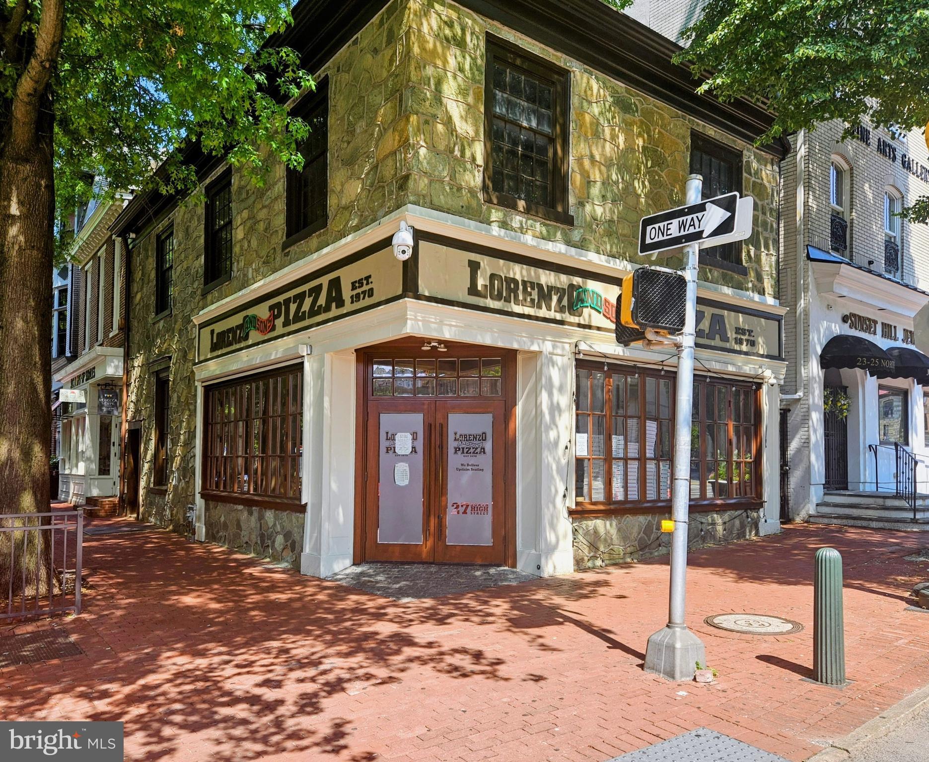 27 N HIGH STREET