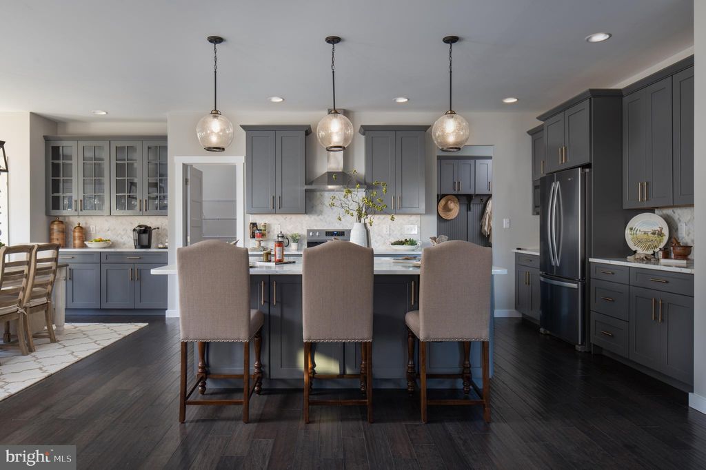 Photo of 104 Herondale Dr, Landisville, PA 17538 (MLS # PALA2040928)