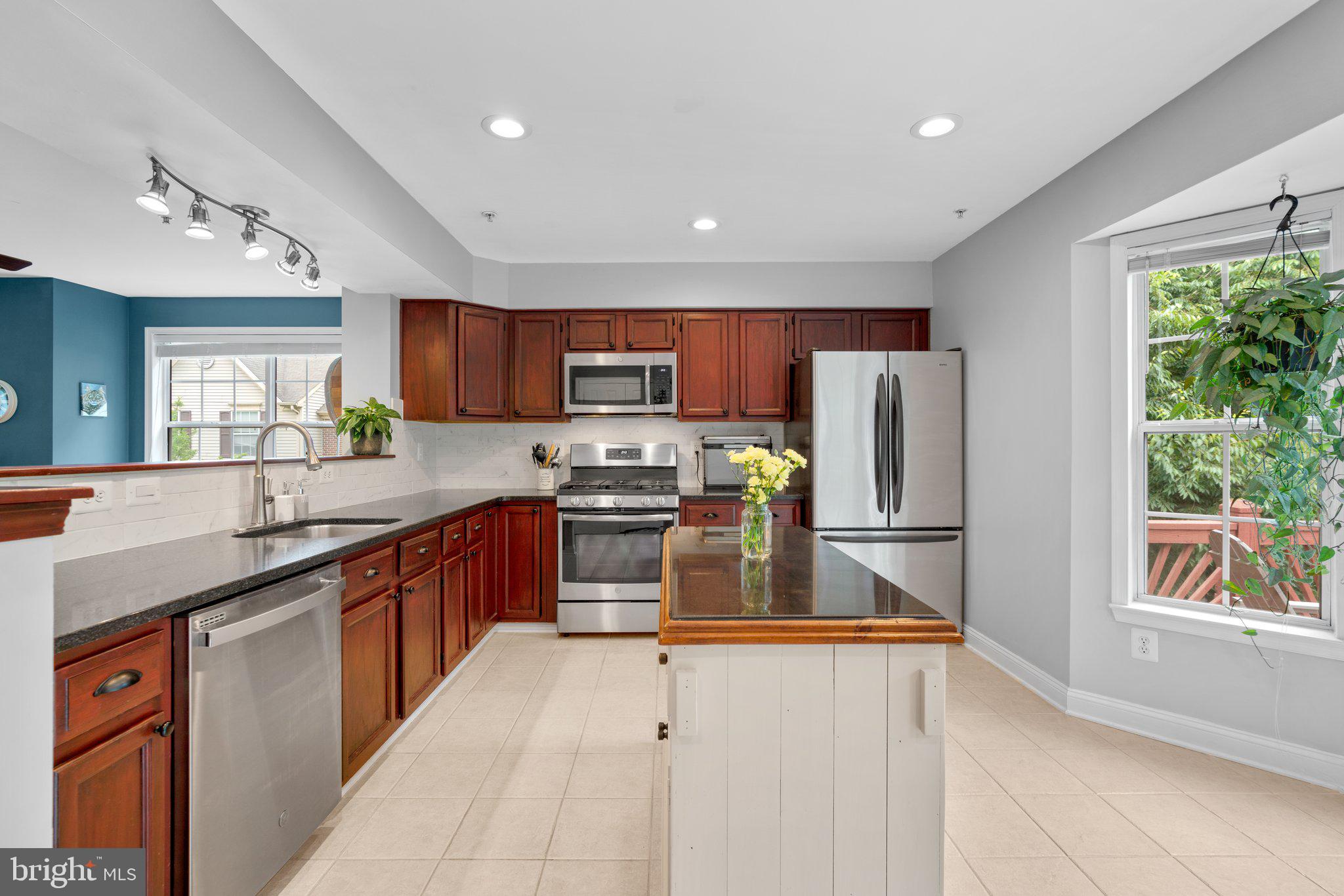 THE RIDINGS AT KENDALL RIDGE - Residential