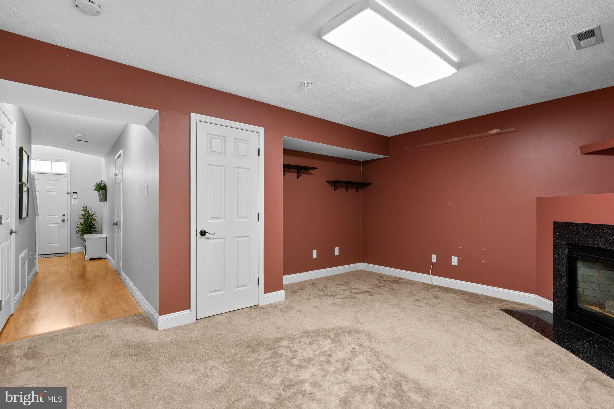 THE RIDINGS AT KENDALL RIDGE - Residential