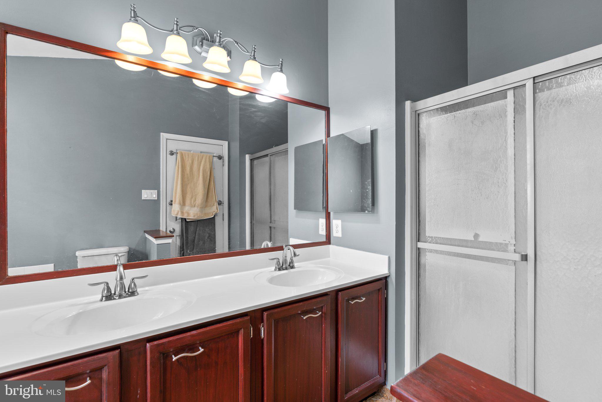 THE RIDINGS AT KENDALL RIDGE - Residential