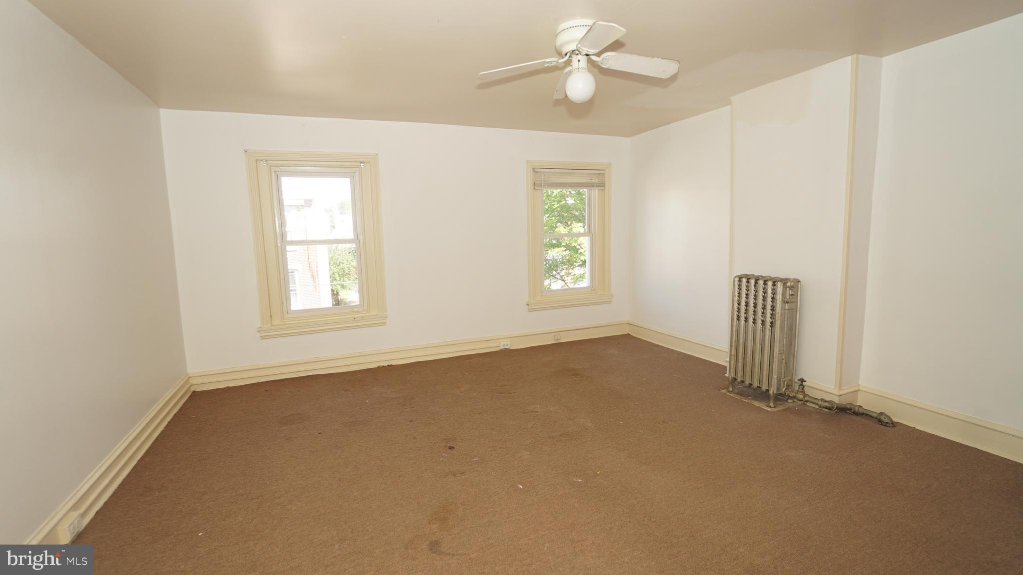 NORRISTOWN - Residential