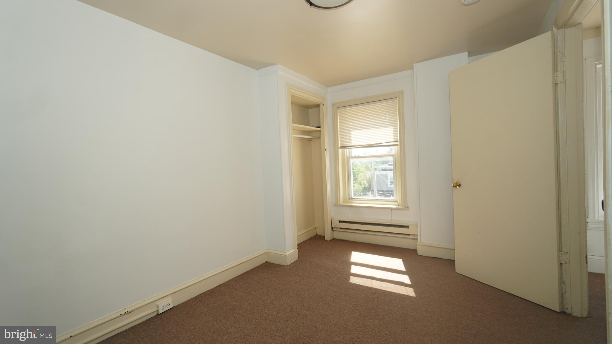 NORRISTOWN - Residential