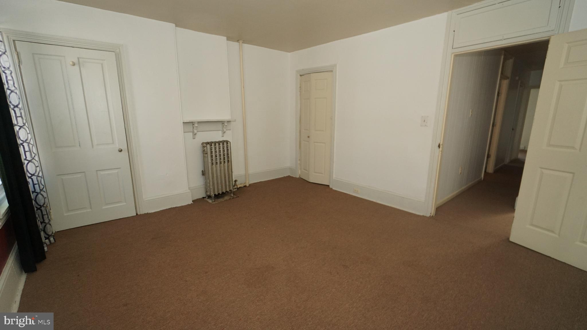 NORRISTOWN - Residential